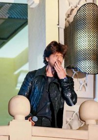 shah rukh khan_teluguvox 4